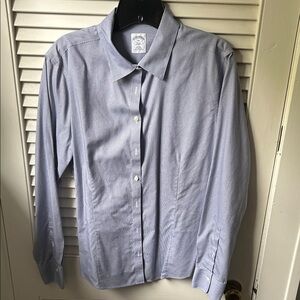 Brooks Brothers fitted ladies blue/white checked size 14 button down shirt